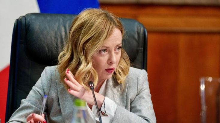 Pensioni, Meloni: “Esclusi dal taglio i dipendenti pubblici che raggiungono i requisiti quest’anno”