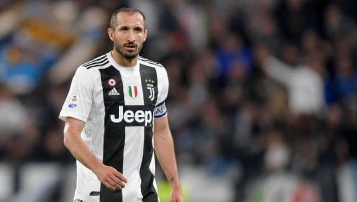 Juventus, infortunio al polpaccio per Chiellini: a rischio Atalanta, Villarreal e derby