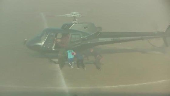 Rapito in campo con l'elicottero, in Sicilia l'addio al calcio diventa uno show