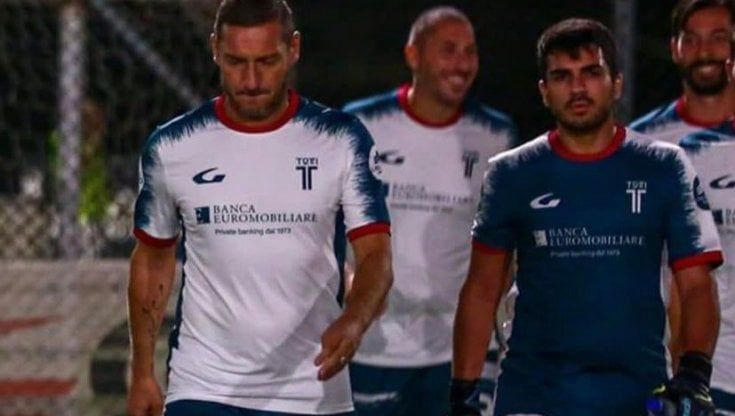 Totti: "Il Milan unica altra squadra in cui avrei potuto giocare"