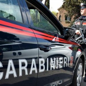 Bologna, non vuole pagare il panino del chiosco: spacca il naso a un altro cliente