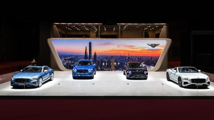 Bentley, nuova variante Azure per Continental GT e Flying Spur