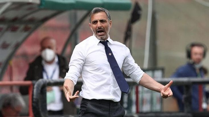 Serie B, il Parma frena ancora. Il Como vince in rimonta a Catanzaro e non molla il 2° posto