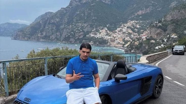 Castellanza, sparano alla security di una discoteca: Daspo agli amici di Baby Gang, c’è anche Néza