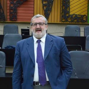 Michele Emiliano: "Scateniamo l'inferno questione meridionale ignorata da vent'anni"