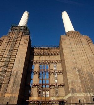 Battersea: il simbolo della Londra di un tempo rinasce con 10 miliardi dalla Malesia - <a href="https://puntoitalia.online/economia/2014/09/28/foto/battersea-96853734/1/" title="https://puntoitalia.online/economia/2014/09/28/foto/battersea-96853734/1/" class="Foto"><span style="color: rgb(153, 0, 0);">Foto</span></a>
