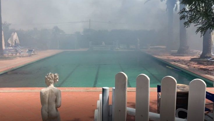 Incendio a Roma, gli animatori eroi che hanno salvato 35 bambini: "Così li abbiamo riportati da mamma e papà"
