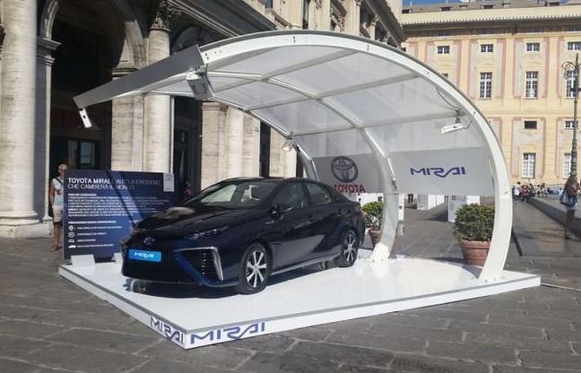 Toyota Mirai, per la prima volta in Italia