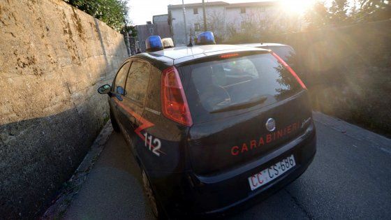 Turi, fugge dopo aver investito e ucciso una donna sulla statale: arrestato il pirata, ha 26 anni
