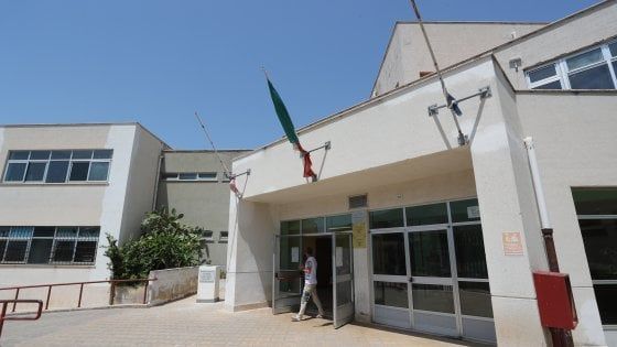 Palermo: nuova intimidazione all'Istituto Falcone allo Zen