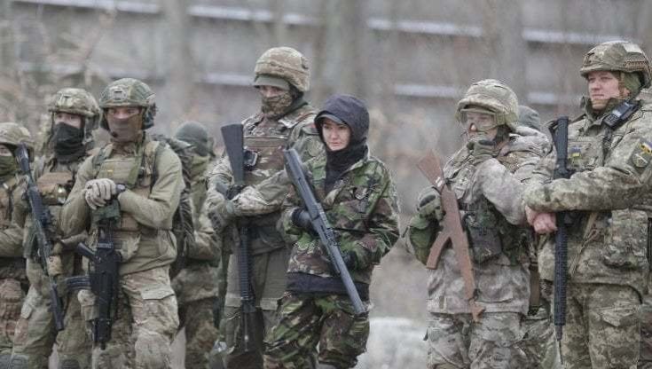 Ucraina, per la prima volta l’esercito britannico&nbsp;ammette:&nbsp;“Nostri marines hanno operato a Kiev”