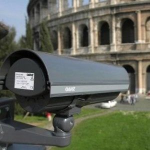 Roma, patto sicurezza urbana: in arrivo 100 telecamere in 14 punti strategici della capitale