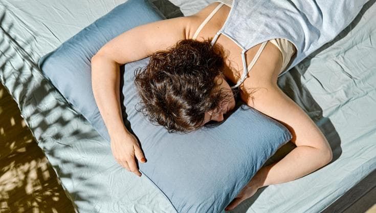 Riposati anche senza dormire: in uno studio il “reset” del sonno attivato da svegli