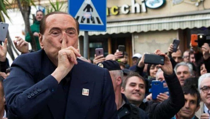 Berlusconi di nuovo ricoverato all'ospedale San Raffaele