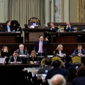 <span>Sicilia, trasformismo da record: uno su due ha cambiato partito <br /></span>