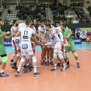 Volley, Champions: a Trento bastano due set, alla Lube serve l'impresa
