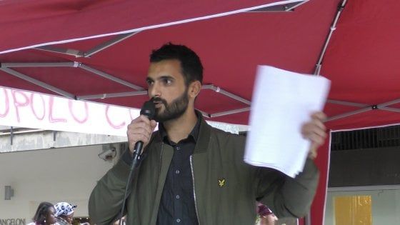 A Caserta presidio per il popolo Curdo, l'appello di Ari: "Non vendete armi alla Turchia"