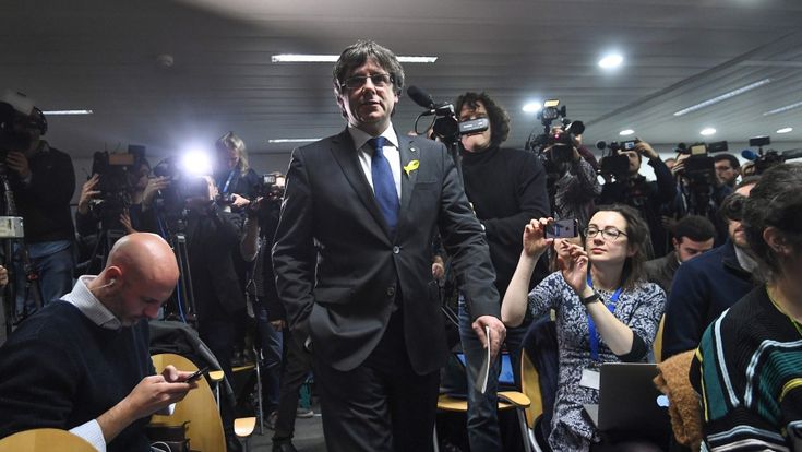 Rajoy vs Puigdemont: “El Clásico” ricomincia 