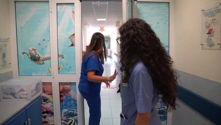Oncoematologia pediatrica, il caso Taranto: il reparto intitolato a Nadia Toffa si sostiene grazie ai cittadini