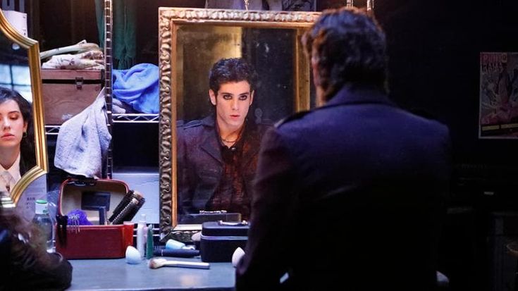 ‘Noi siamo leggenda’, la nuova serie con Nicolas Maupas dal regista di ‘Mare fuori’