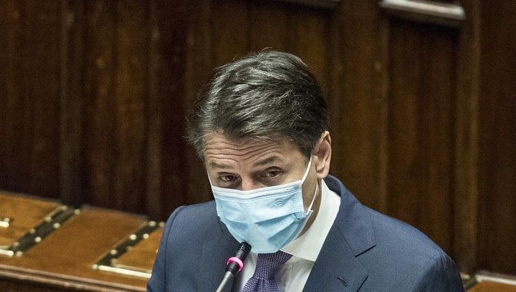 Dpcm, Conte: "Regole diverse per aree". Lombardia, Piemonte e Calabria a rischio zona rossa 