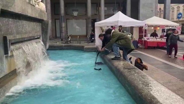 Torino, denunciati 13 attivisti di Extinction Rebellion