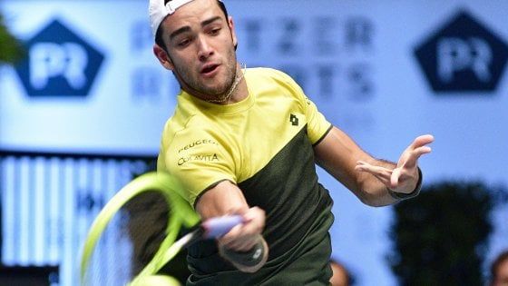 Tennis, Berrettini corre verso Londra: è nei quarti a Vienna
