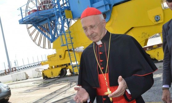Bagnasco: "La crisi c'&egrave; ancora ma Genova sta reagendo"