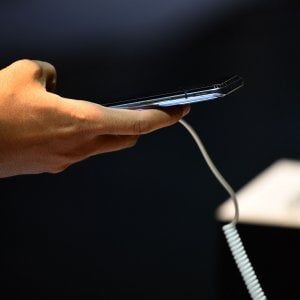 Tariffe a 28 giorni, multa dell'Agcom alle compagnie: "Non hanno concesso i rimborsi in modo automatico"