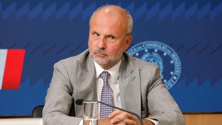 Ministero alla Salute, la moltiplicazione delle poltrone e il piano per eliminare Vaia