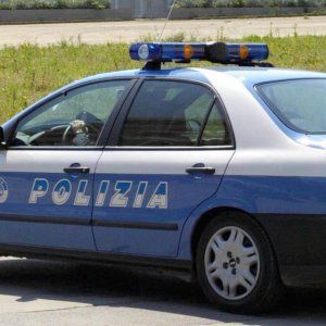 Gravina, violentava un disabile di 14 anni promettendogli caramelle: 61enne in manette