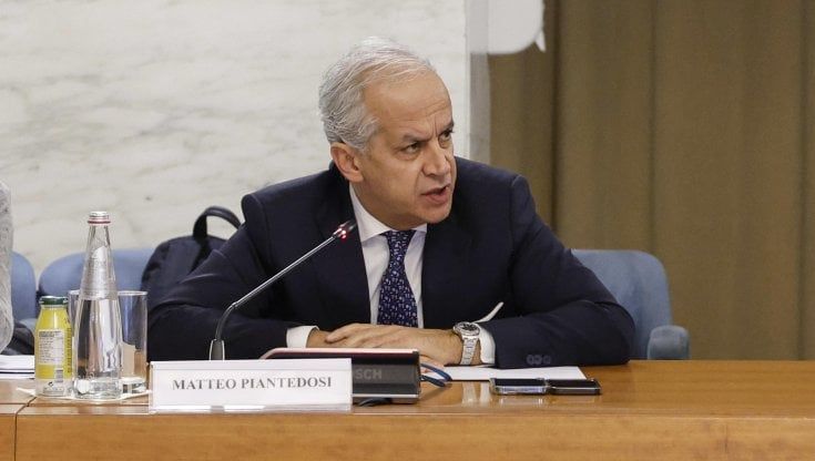 Ingressi legali e più rimpatri: il piano Piantedosi all’esame Ue