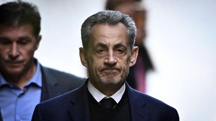 La Corte di Cassazione respinge il ricorso di Sarkozy. Nuova condanna a un anno di carcere