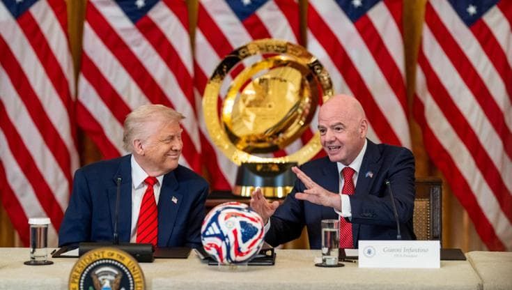 Infantino, la scalata del padrone del calcio che sussurra ai potenti