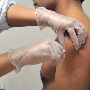 Influenza, ripetendo ogni anno vaccino ridotti effetti gravi 