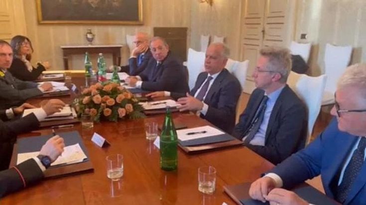 Napoli, 200 telecamere e più agenti di notte contro il crimine giovanile