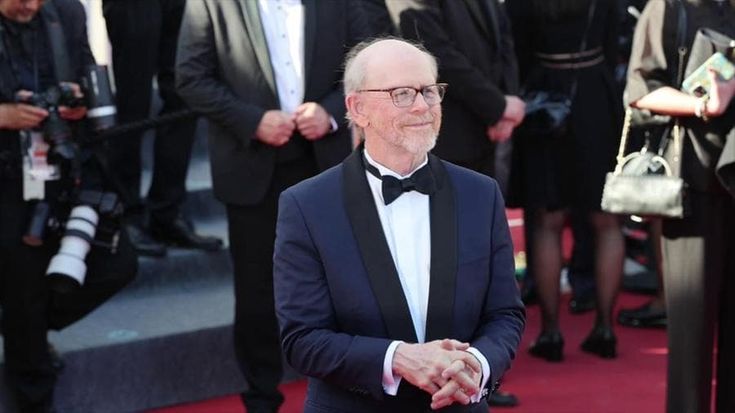 Cannes, quante star tutte insieme: il red carpet che fa impazzire il pubblico