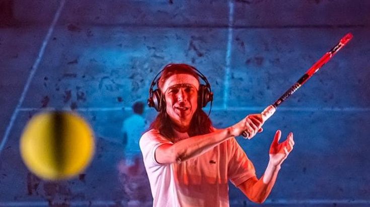 Valerio tennista sentimentale, il match si gioca al Teatro Basilica