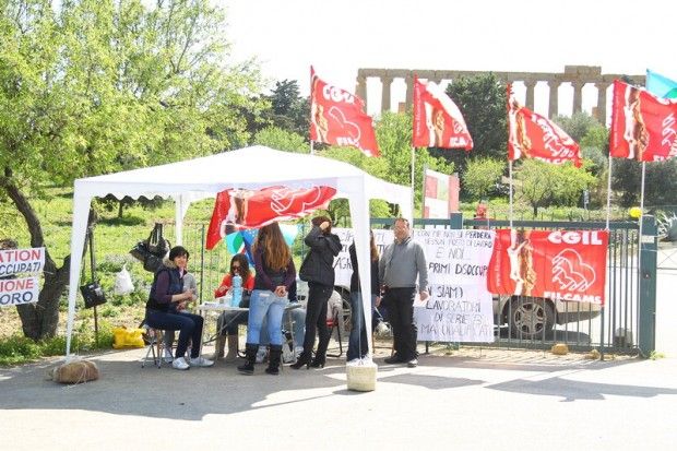 Valle dei Templi, stop ai servizi<br />sit-in degli ex custodi senza lavoro