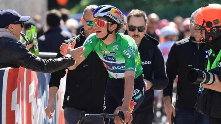Pellizzari vola in salita, il Tour of the Alps è suo: l’ultimo italiano a vincerlo era stato Nibali