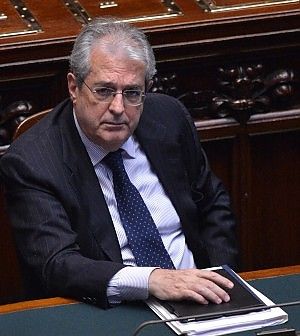 Legge stabilit&agrave;, stop a Province e stadi nuovi e sempre aperti