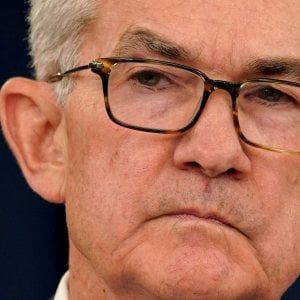  Borse contrastate dopo Powell. Milano brilla in Europa
