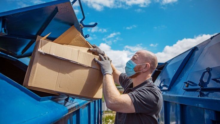 Comieco e Conai dimezzano il contributo ambientale per gli imballaggi di cartone