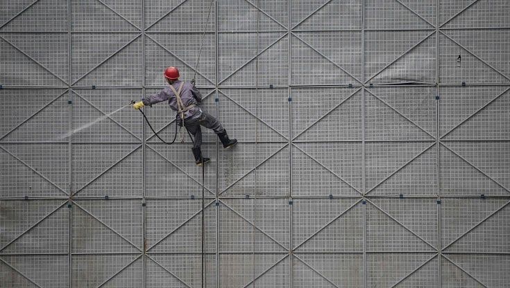 Le Borse di oggi, 31 agosto 2021. I listini Ue chiudono deboli. La variante Delta preoccupa e la Cina rallenta, mentre l'inflazione plana sul tavolo Bce 