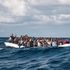 Verso Messina la Sea Watch 3 con a bordo 194 migranti. Musumeci in allarme per il coronavirus: 