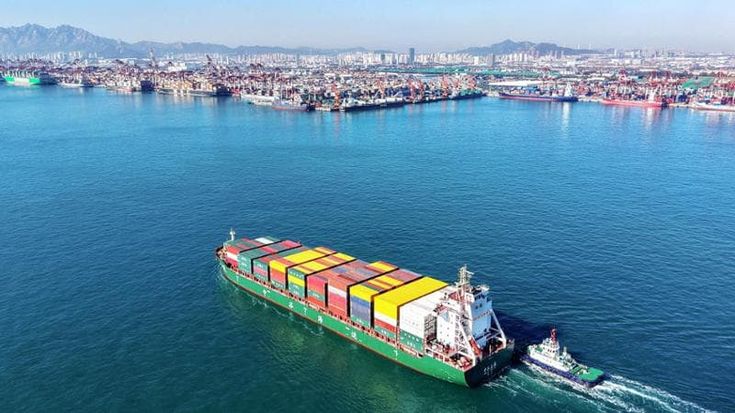 Blitz Usa contro una nave in rotta dalla Cina verso l’Iran: “Componenti militari a bordo”