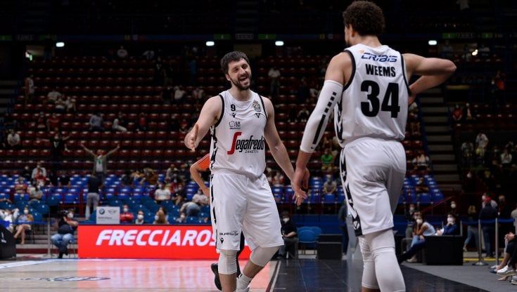 Virtus e gara 3: le lucide strategie di Djordjevic e i nuovi assetti di Messina