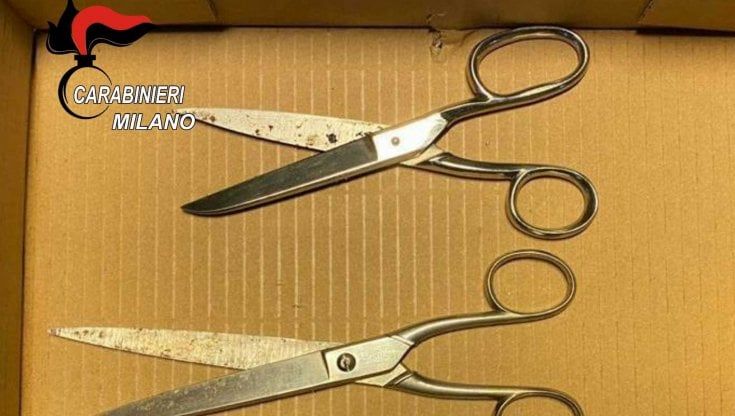 Tenta di uccidere il fratello con le forbici: fermato a Vimodrone un 39enne senza fissa dimora