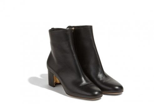 Regala qualcosa di nero... 35 accessori per le donne che amano vestire chic