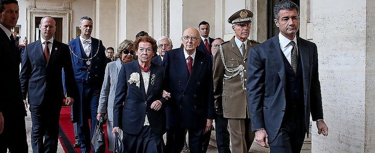 Napolitano si &egrave; dimesso: gli onori e il commiato, finisce cos&igrave; la presidenza pi&ugrave; lunga